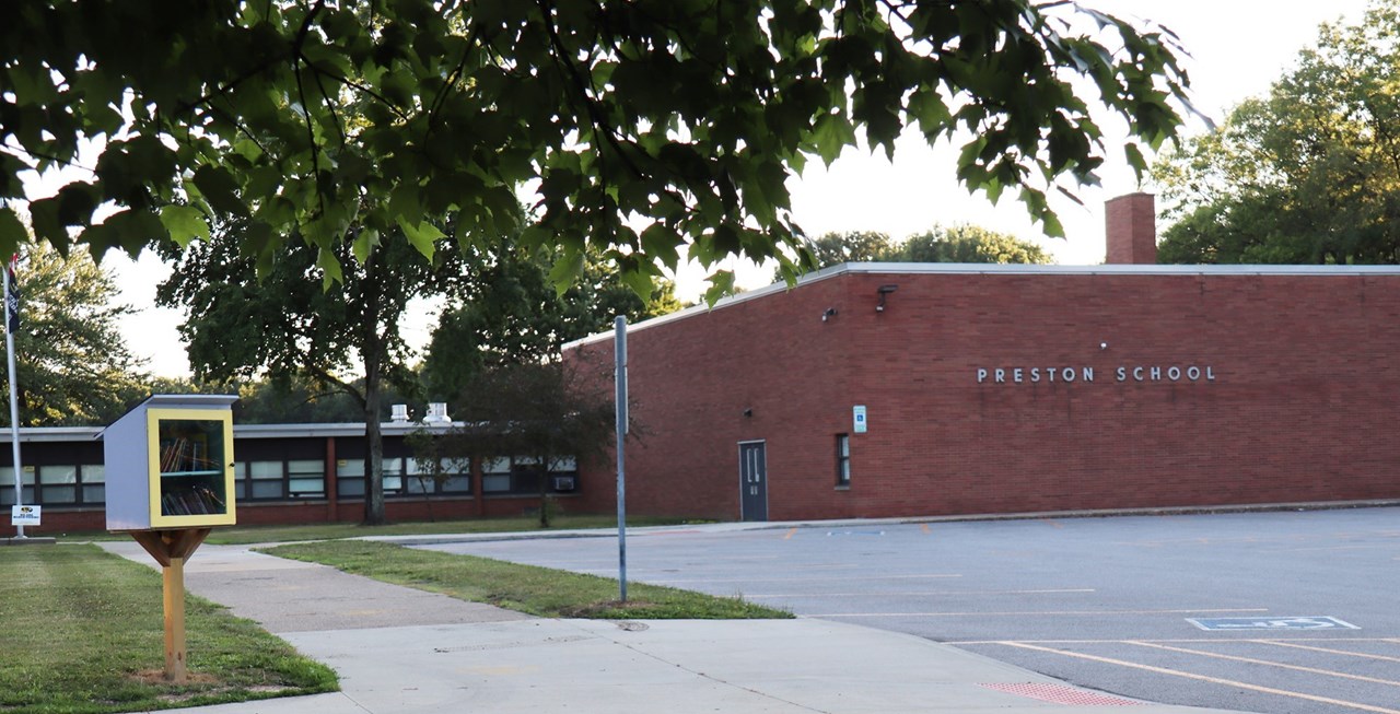 Preston Elementary School / Homepage